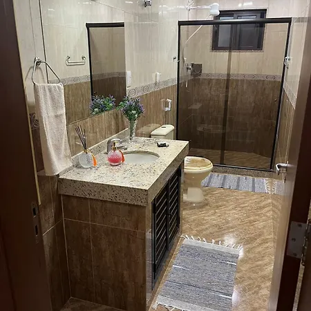 Casa Agradavel Em Frente A Praia Com Jacuzzi/Spa Niterói Exterior foto