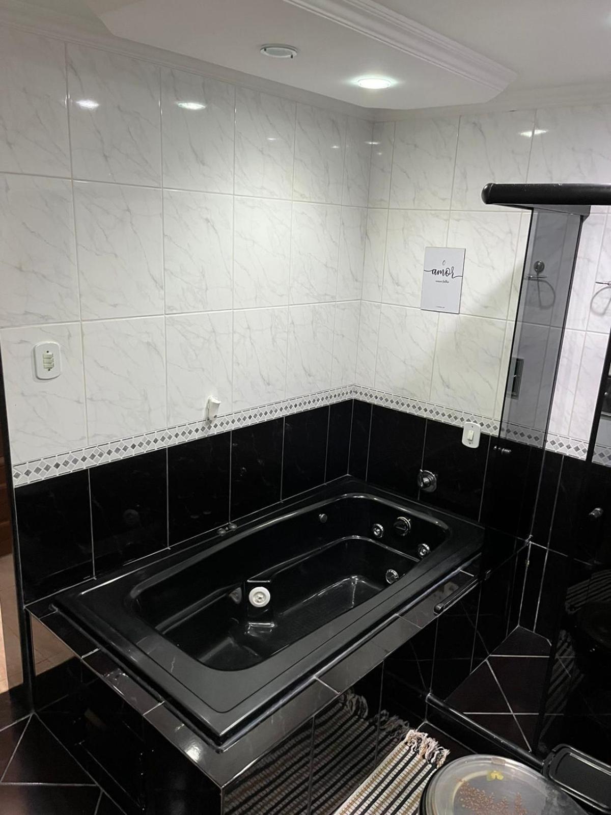 Casa Agradavel Em Frente A Com Jacuzzi/spa