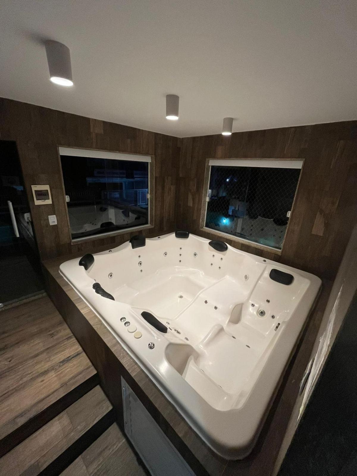 Holiday home Casa Agradavel Em Frente A Com Jacuzzi/spa
